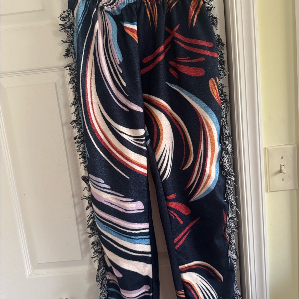 Stylish Multicolor Skirt with Fringe Detail